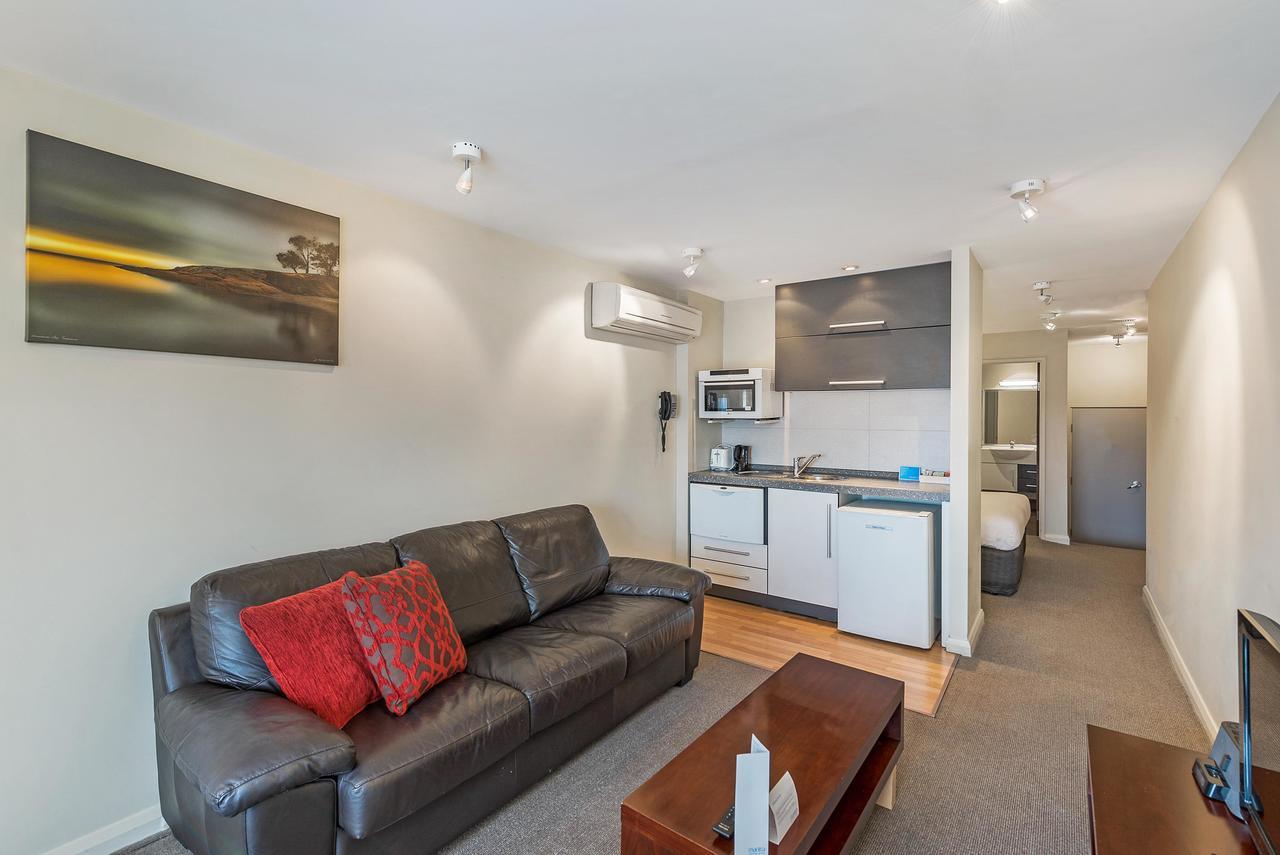 Mantra One Sandy Bay Road Hobart Exterior foto