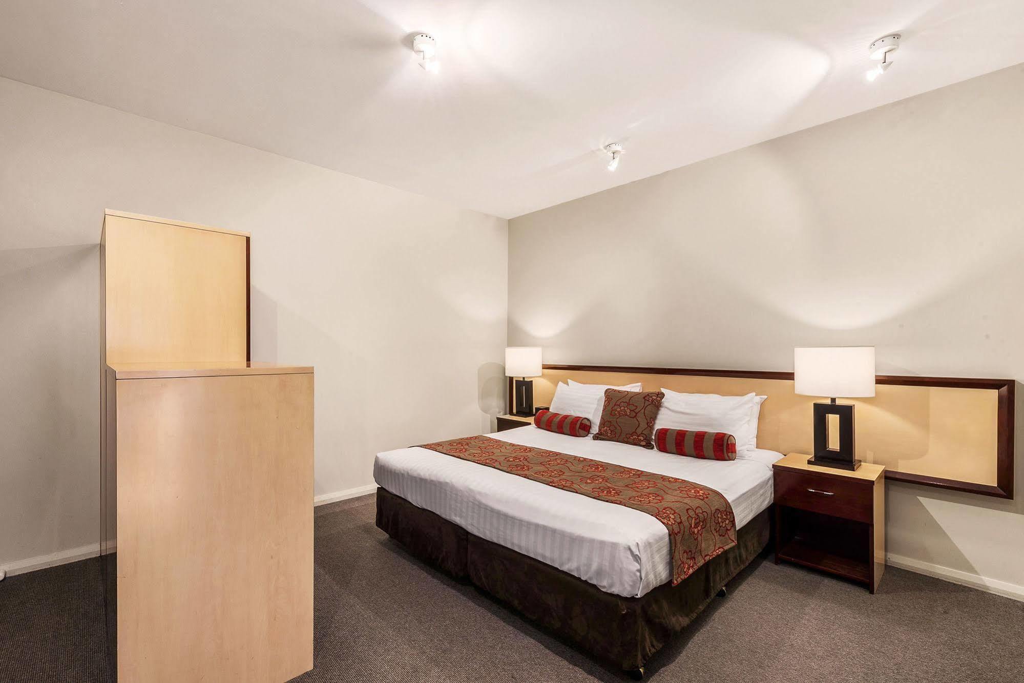 Mantra One Sandy Bay Road Hobart Exterior foto